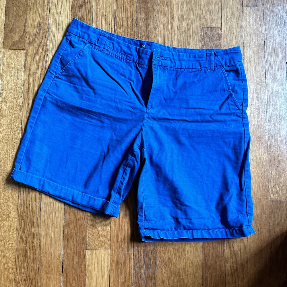 Gap boyfriend shorts - cuffs can be rolled or unrolled. Blue.